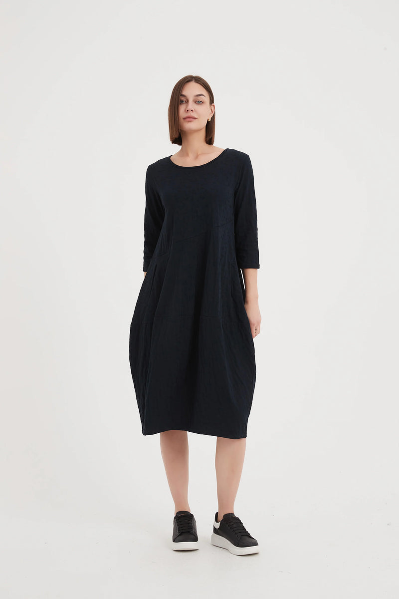 Jacquard Diagonal Seam Dress | Black