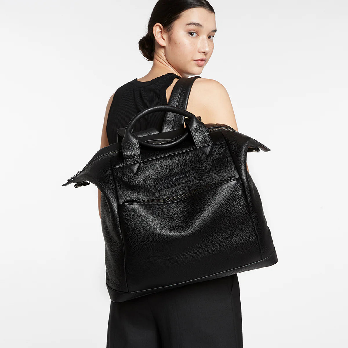 Comes In Waves Bag | Black