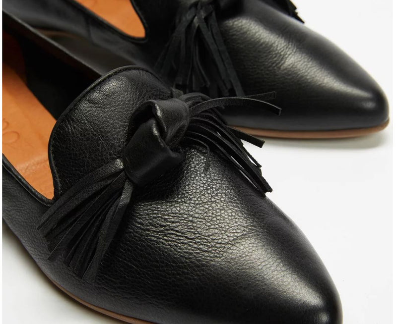 Bestie Flat Shoes | Black or Tan