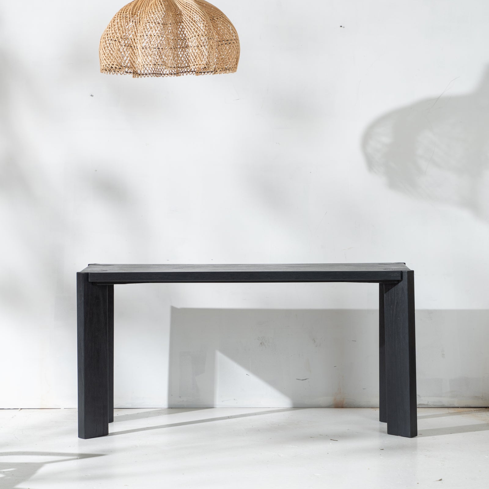 Idris Geometric Console | Small