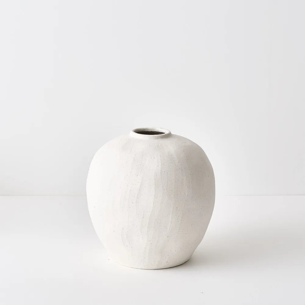 Alecta Vase | White