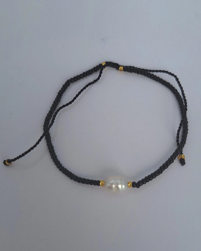 Fine Pearl Bracelet