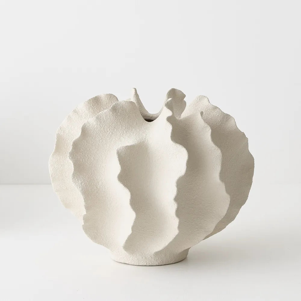 Salento Vase | Limestone