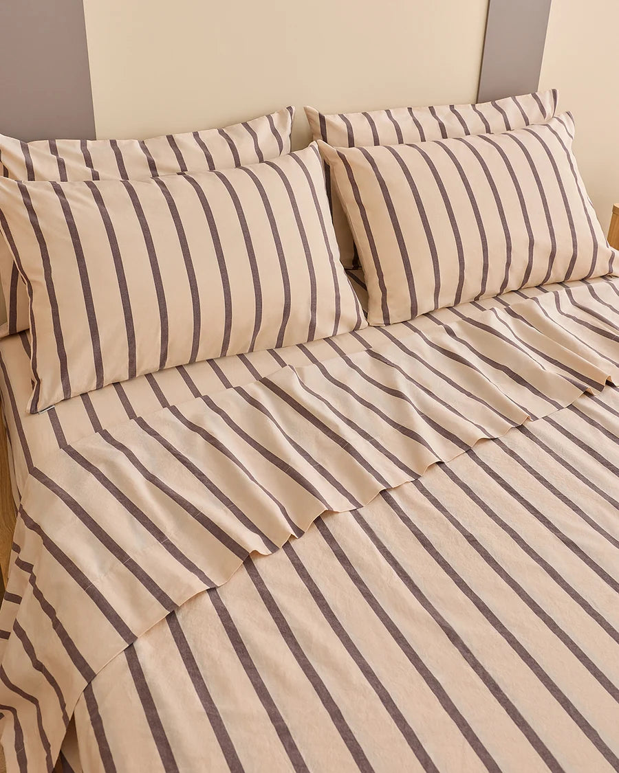 Flat Sheet | Raisin