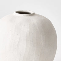Alecta Vase | White