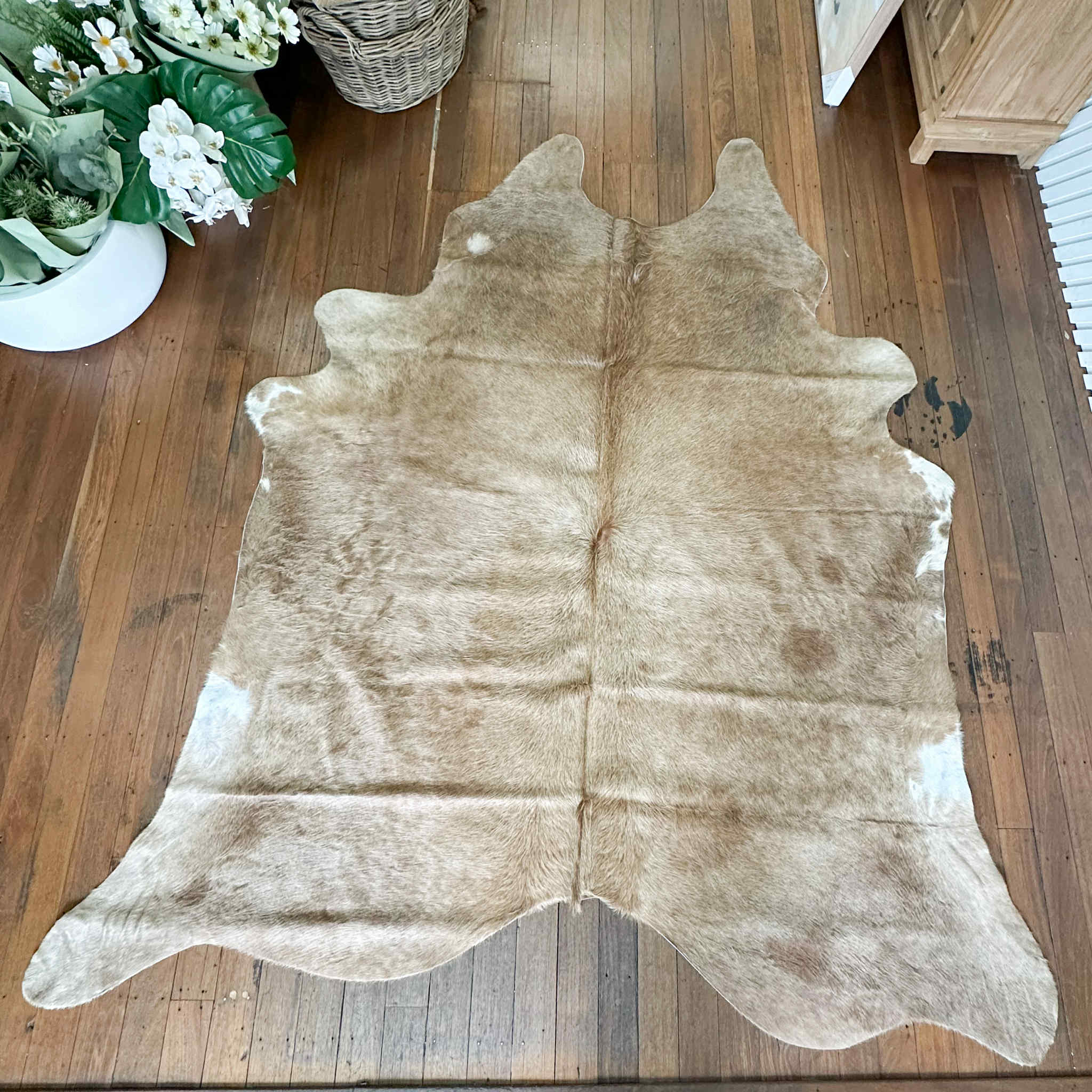 Caramel Cowhide 54 | Floor Rug