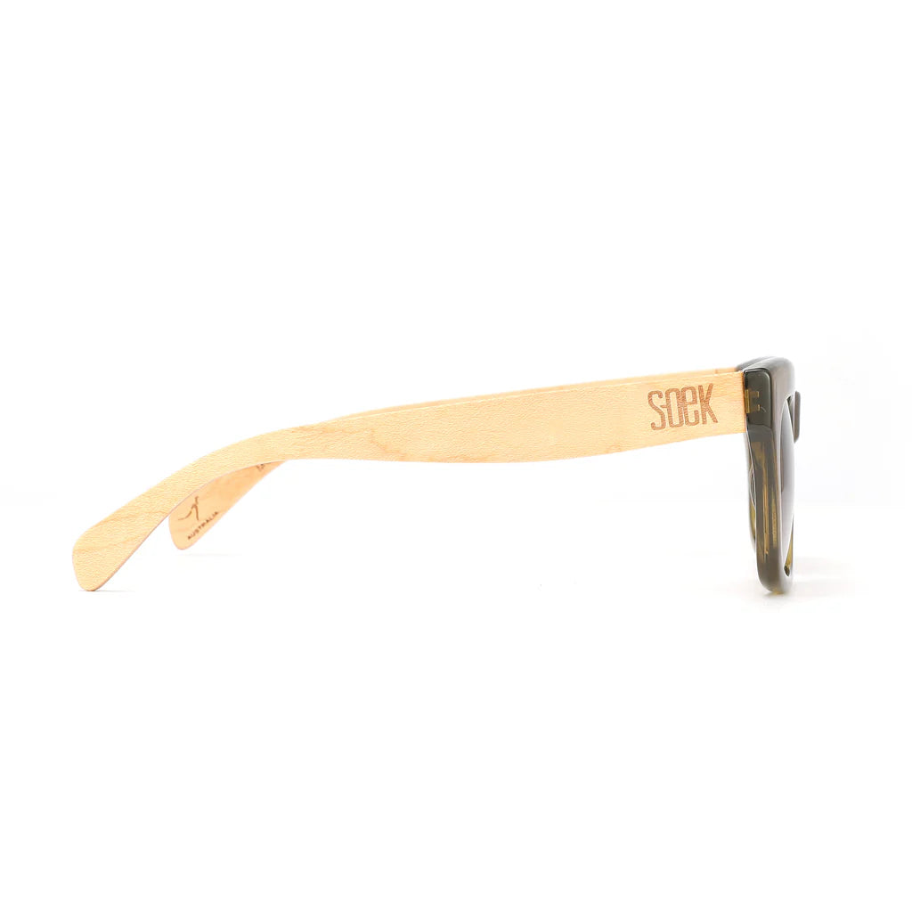 Morgan Moss l Brown Lens l White Maple Arms