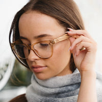 Lila Grace Champagne l Wooden Blue Light Magnifying Reader