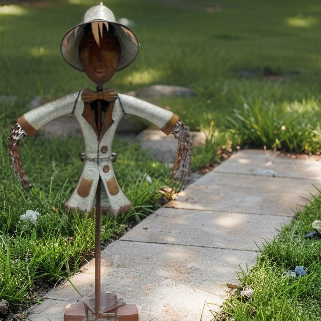 Scarecrow Garden Stake Statue