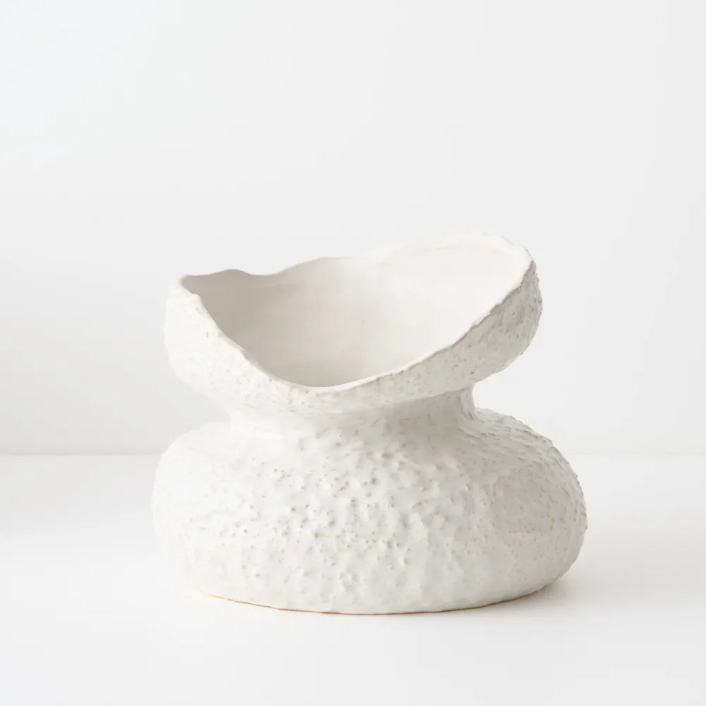 Elio Vase | White