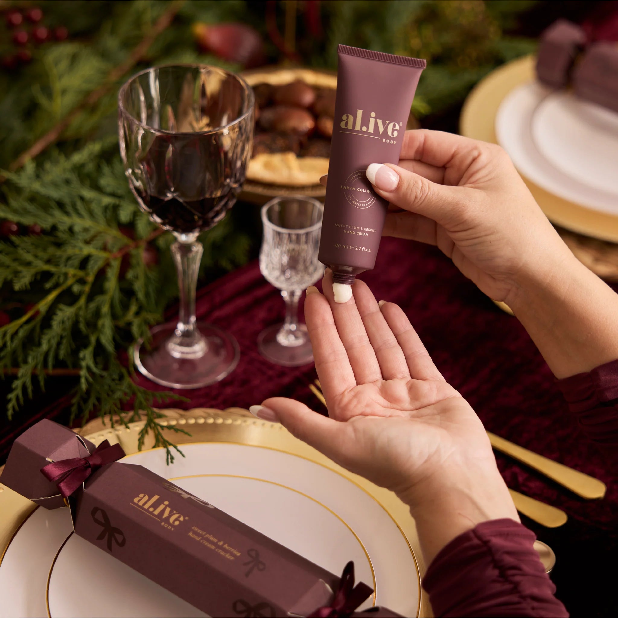 Hand Cream Cracker | Sweet Plum & Berries