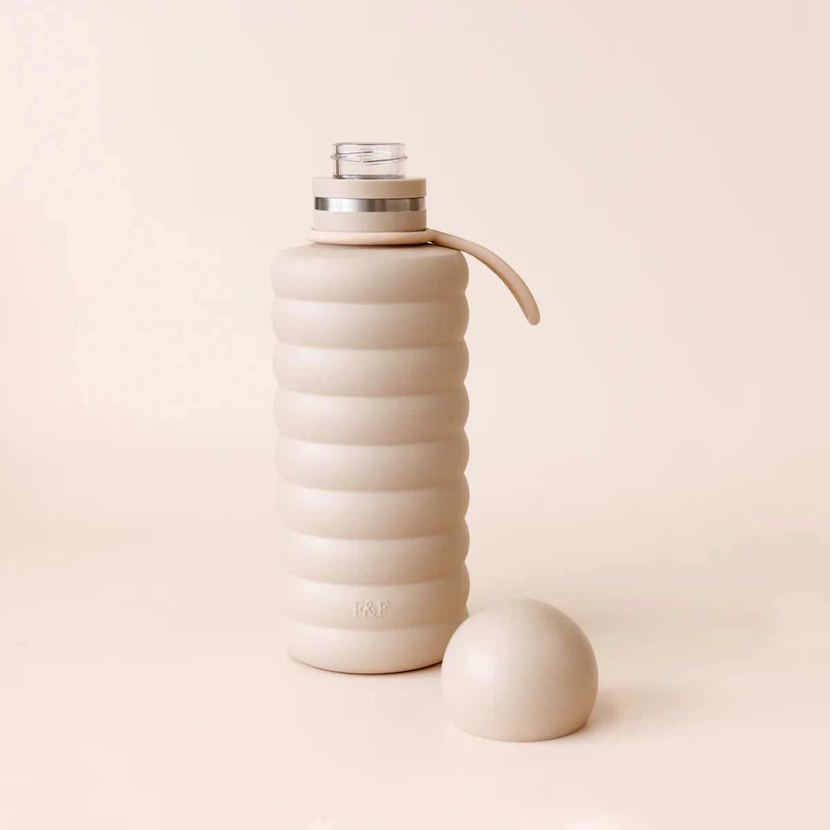 Bubble Reusable Water Bottle 700ml Latte