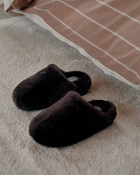 Sheepskin Slippers | Chocolate