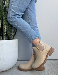 Cooma II Sand Gumboot | Corrected Fittings