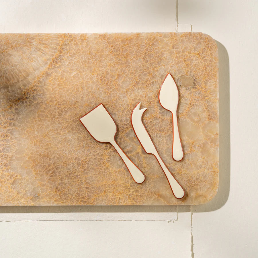 Alder Enamel Cheese Set | Cream