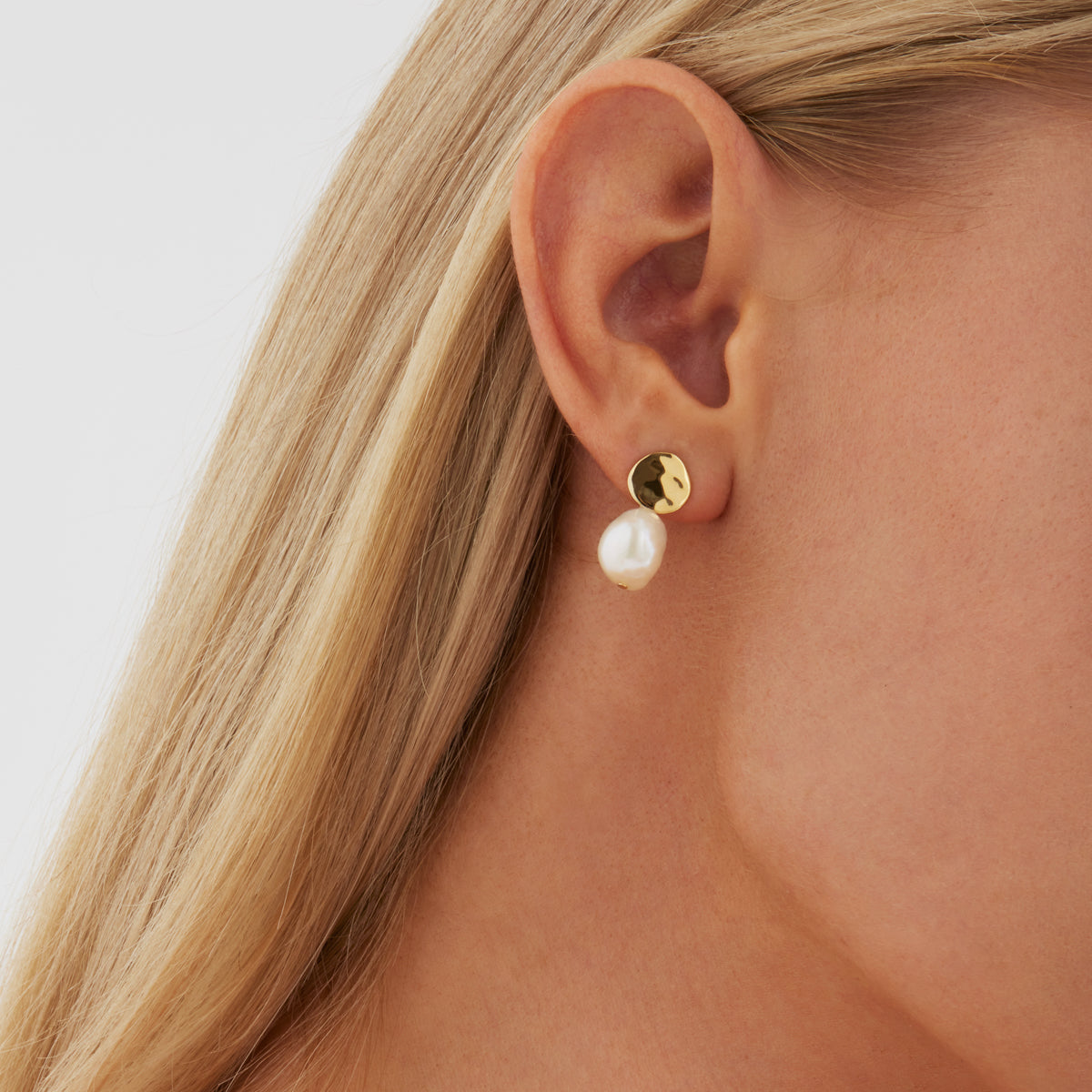 Renaissance Pearl Earrings | Yellow Gold