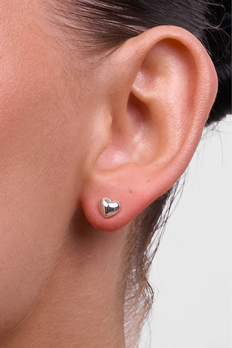 Winnie Silver Heart Earring