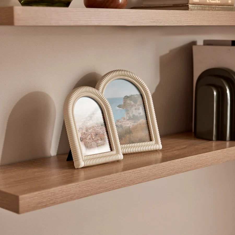 Arc Cream Photo Frame