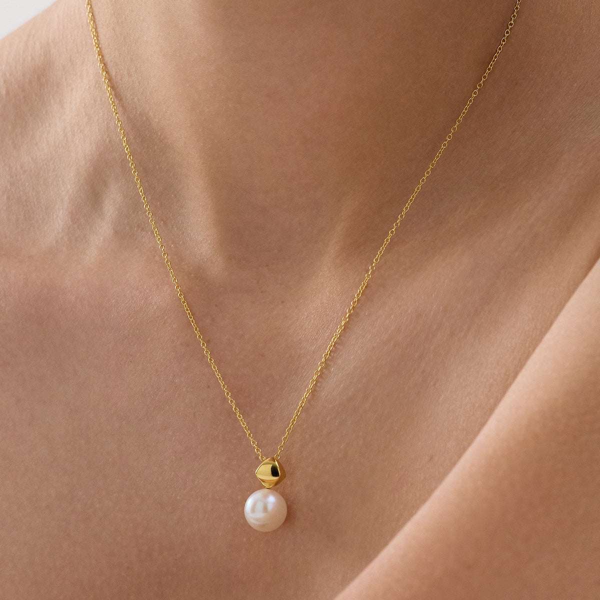 Mirage Yellow Gold Pearl Necklace