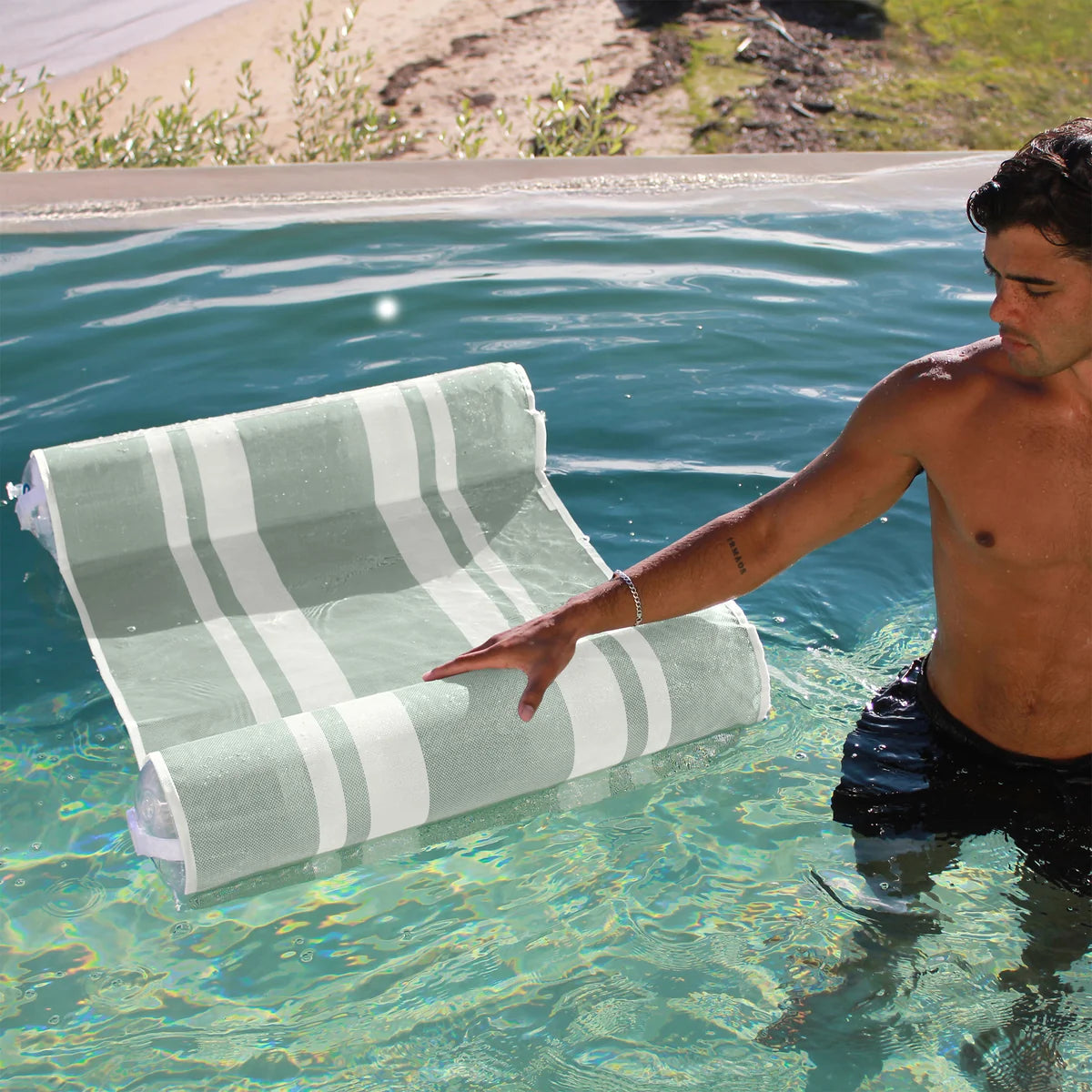 Mesh Hammock Float Seagrass Stripe