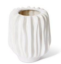 Alberto Vase | Ivory