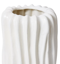 Alberto Vase | Ivory