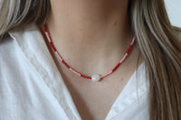 Lively with Pearl Necklace | Strawberry