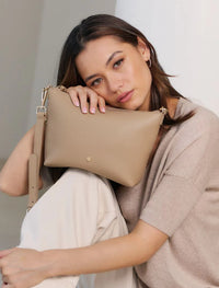 Bancroft Cross Body Bag | Hazelnut