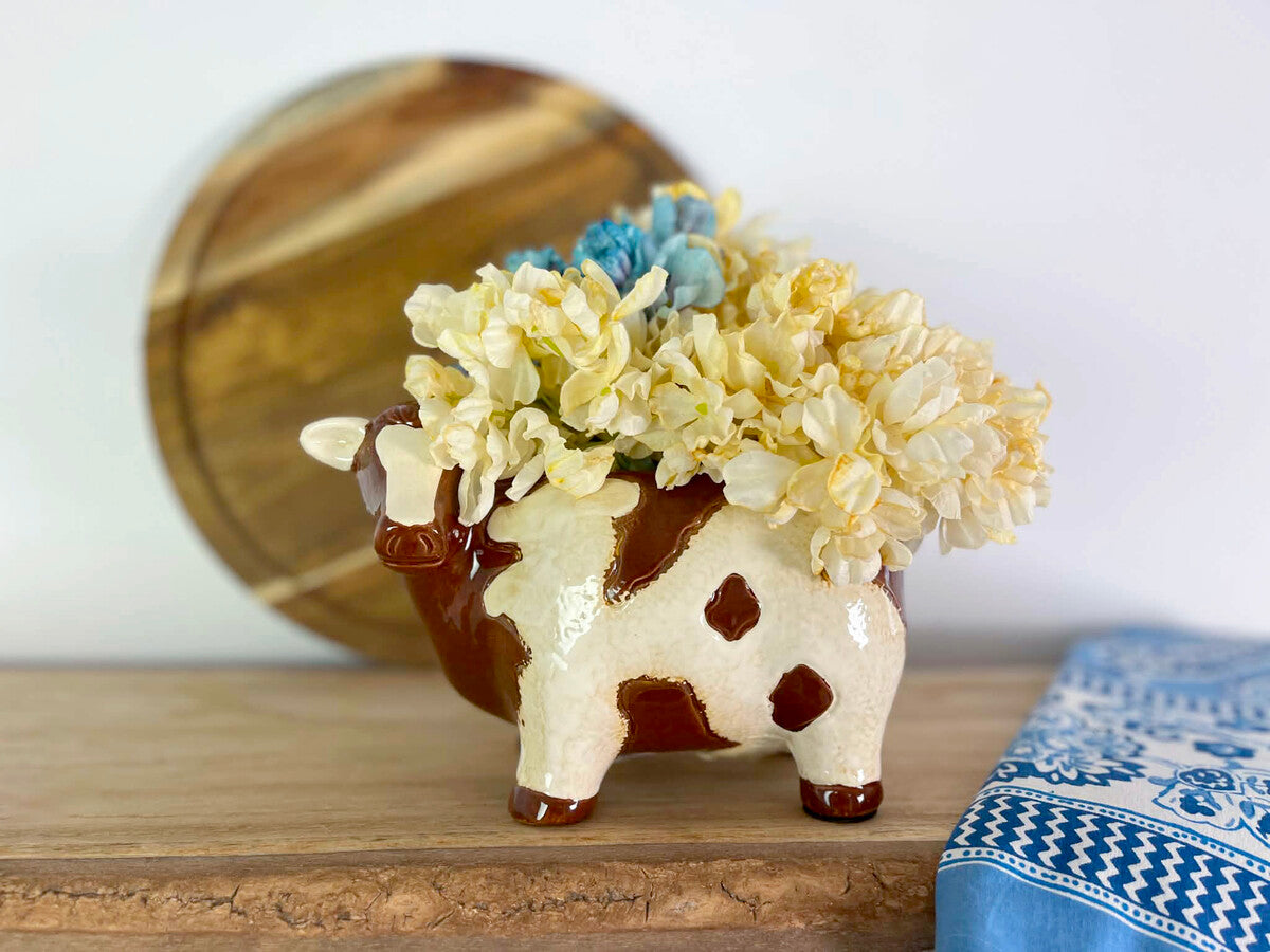 Planter Brown Cow
