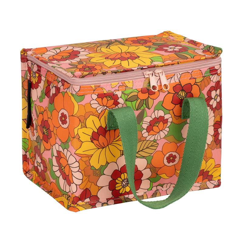 Betty Blooms Picnicware