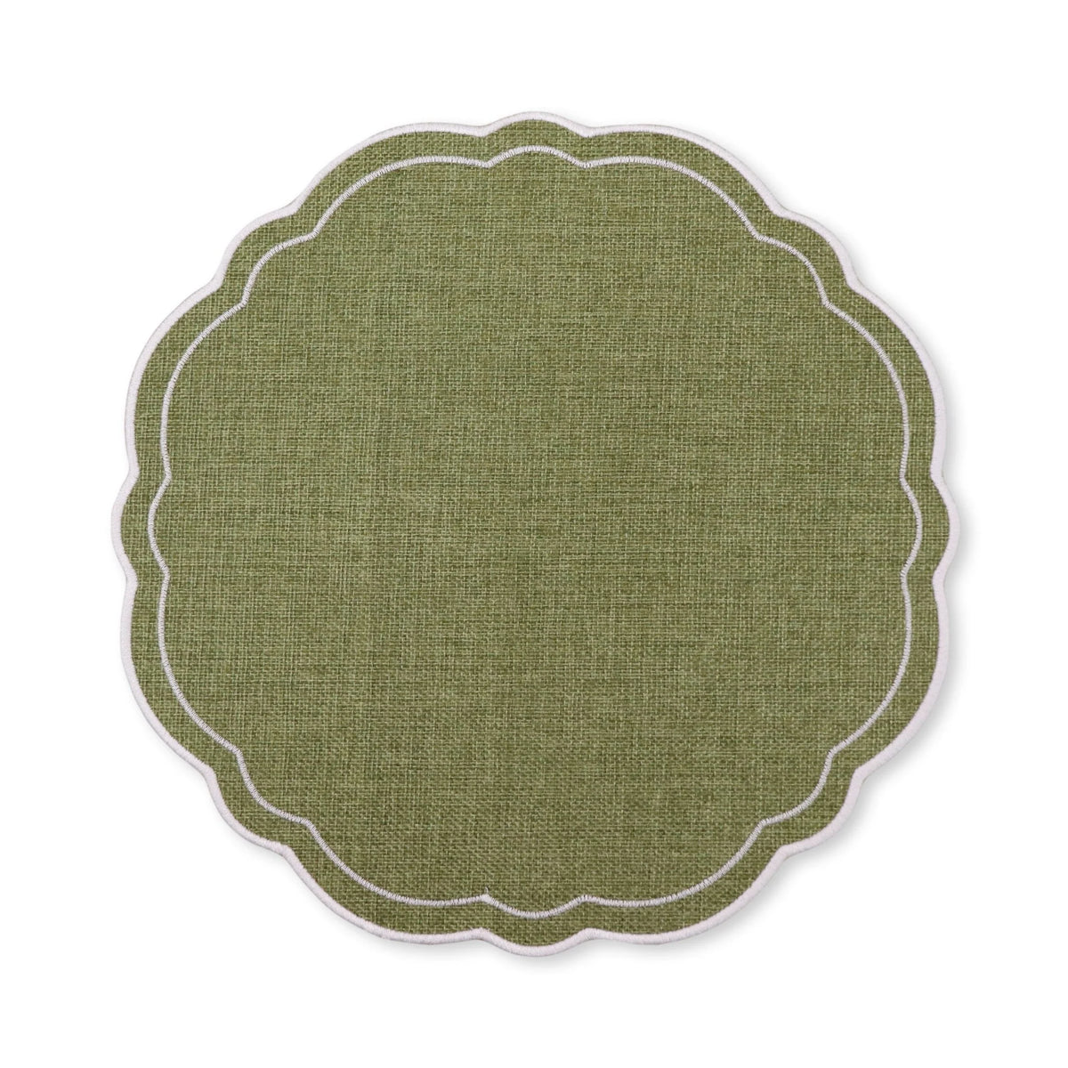 Claudia Green/White Scalloped Round Placemat