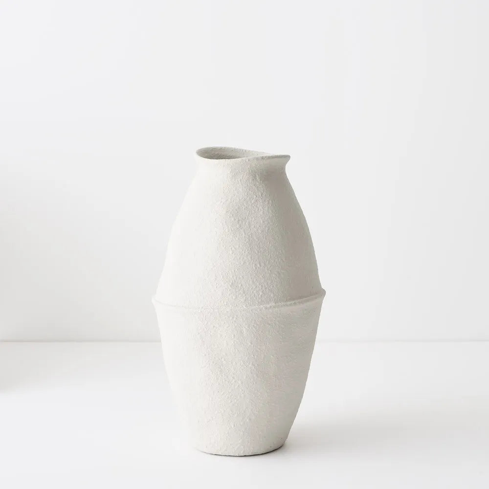 Vase Diavolo | Limestone