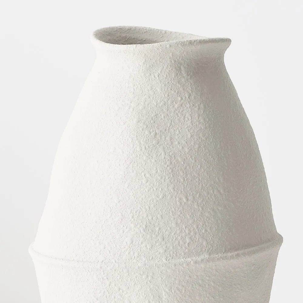 Vase Diavolo | Limestone