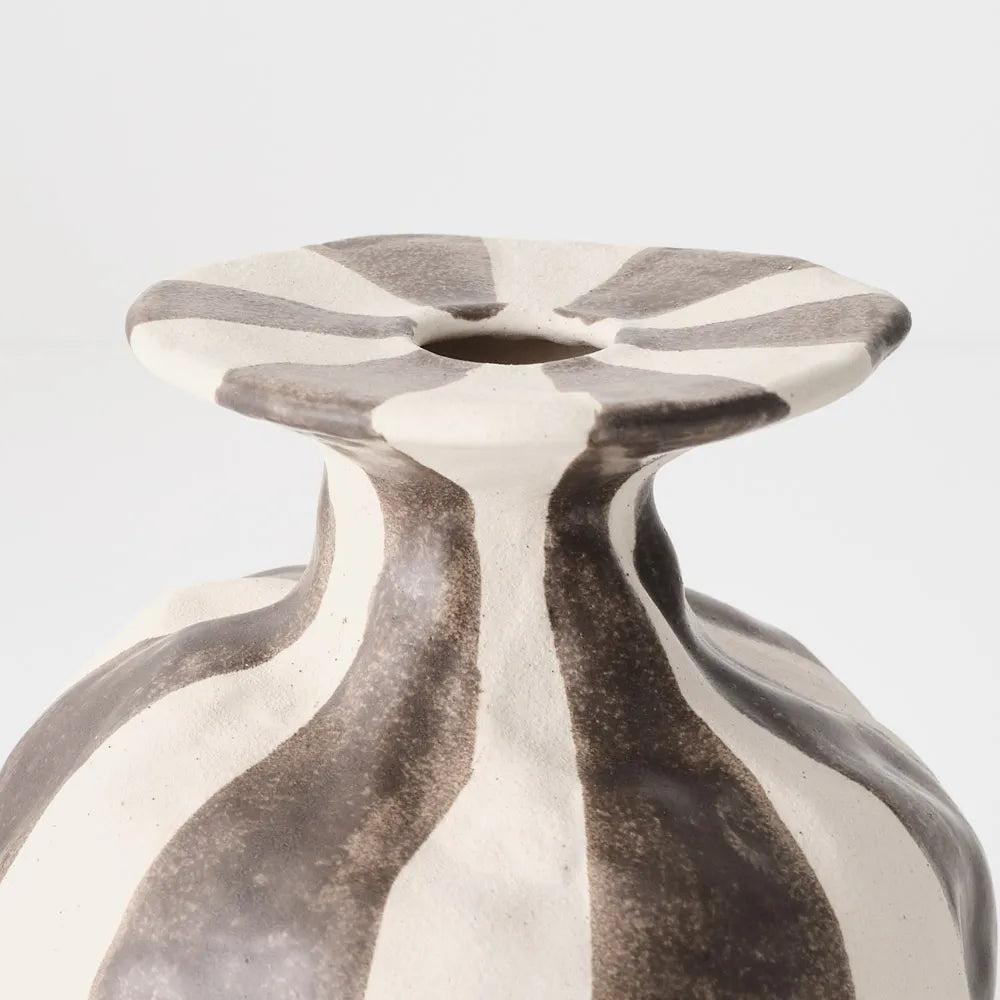 Oreio Vase Chocolate Brown 13cm