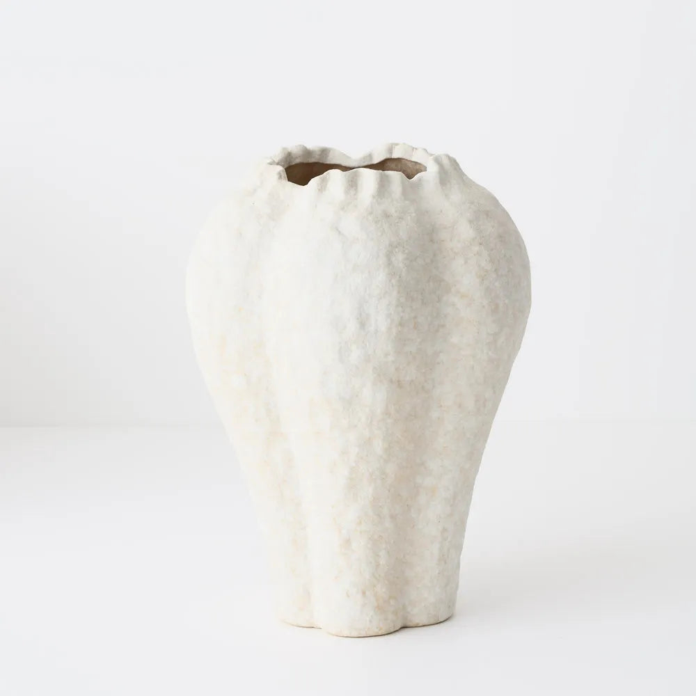 Nagio Vase Eggshell