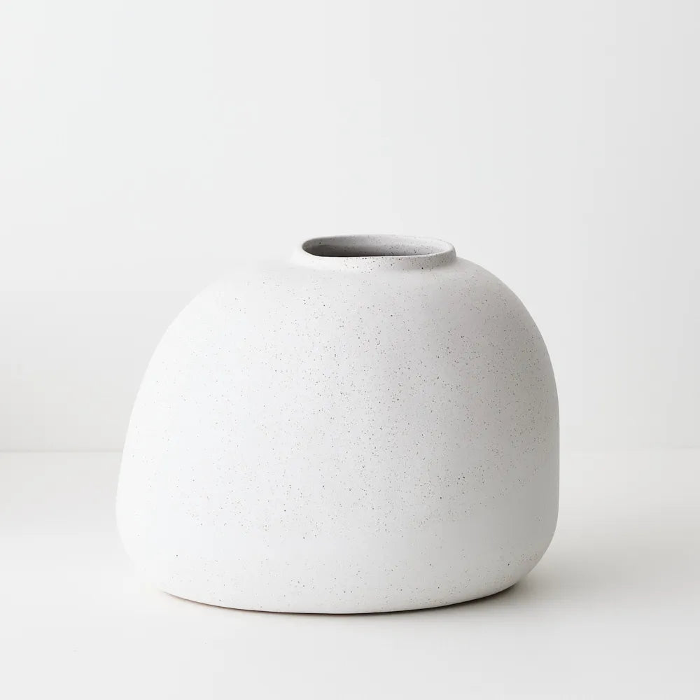 Kenji Bulb Vase | White Sand