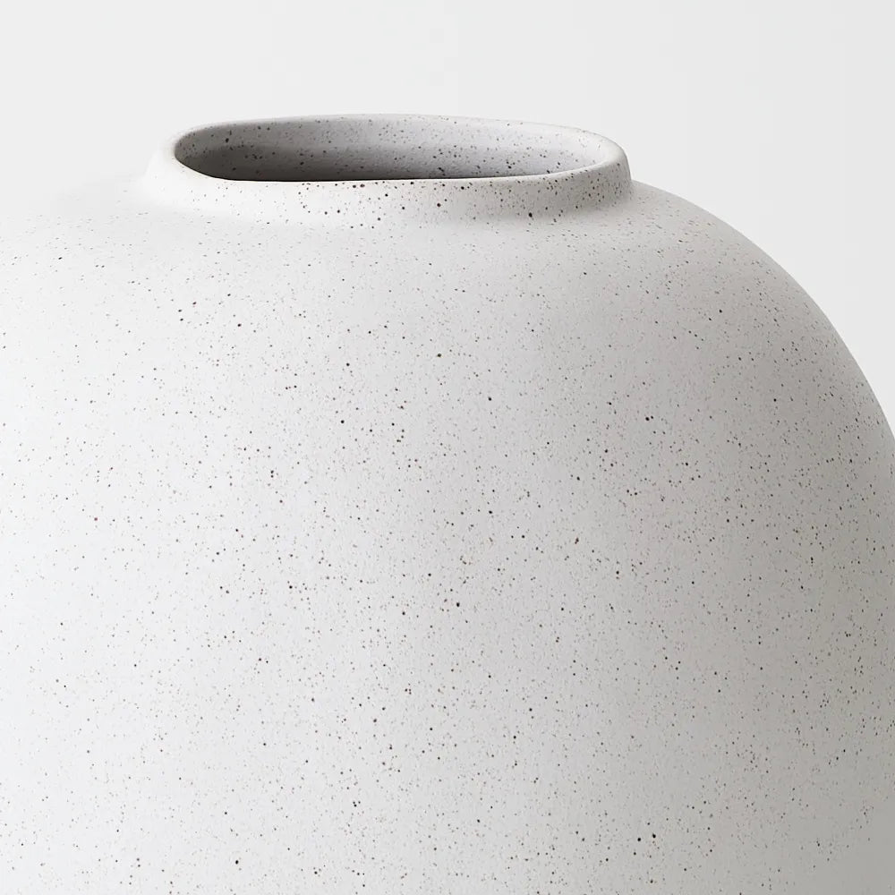 Kenji Bulb Vase | White Sand