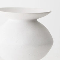 Kenji Vase | White Sand