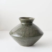 Natsuka Vase | Dark Olive
