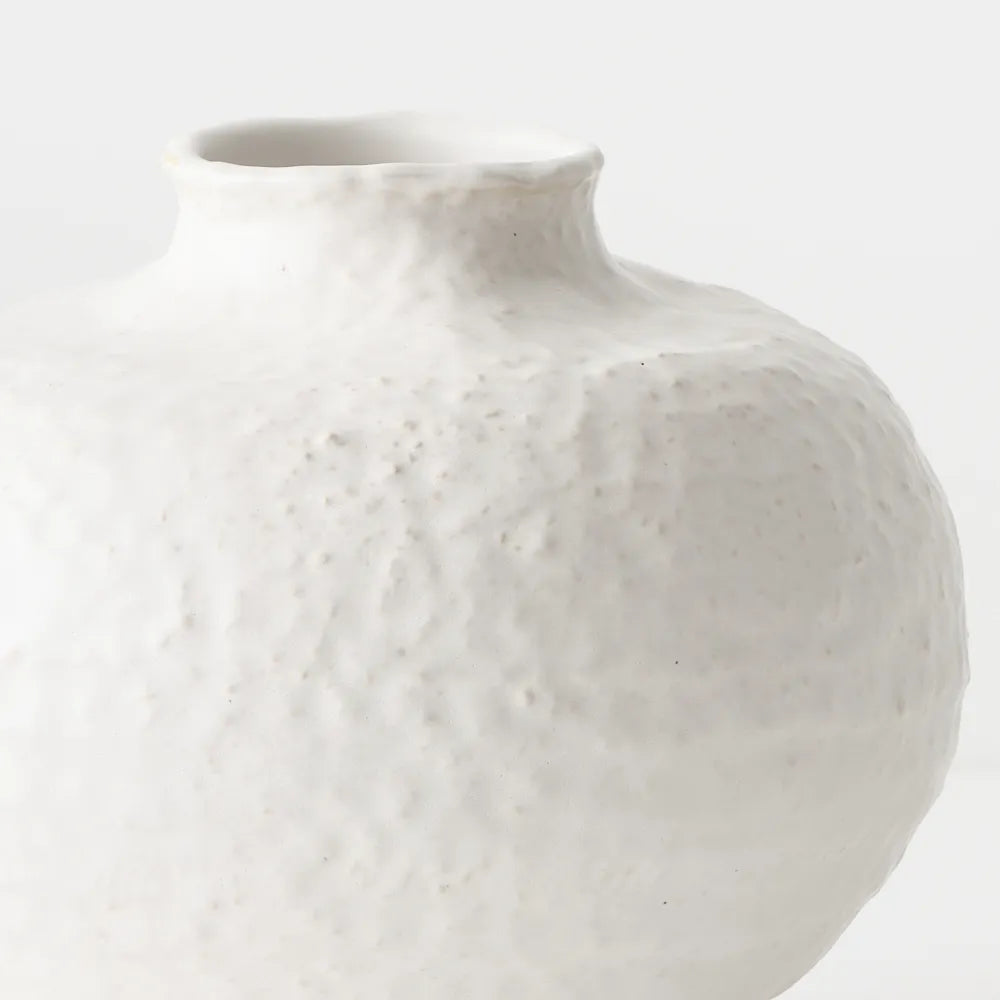 Pyra Vase | White