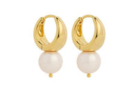 Solana Yellow Gold Pearl Earring