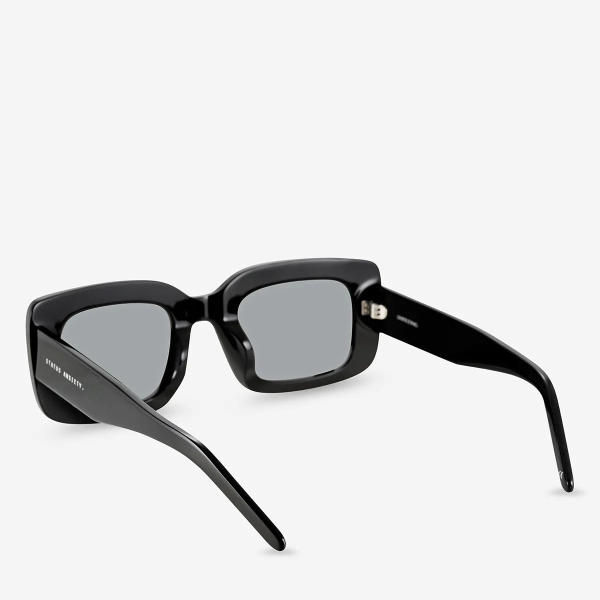 Unyielding Sunglasses | Black