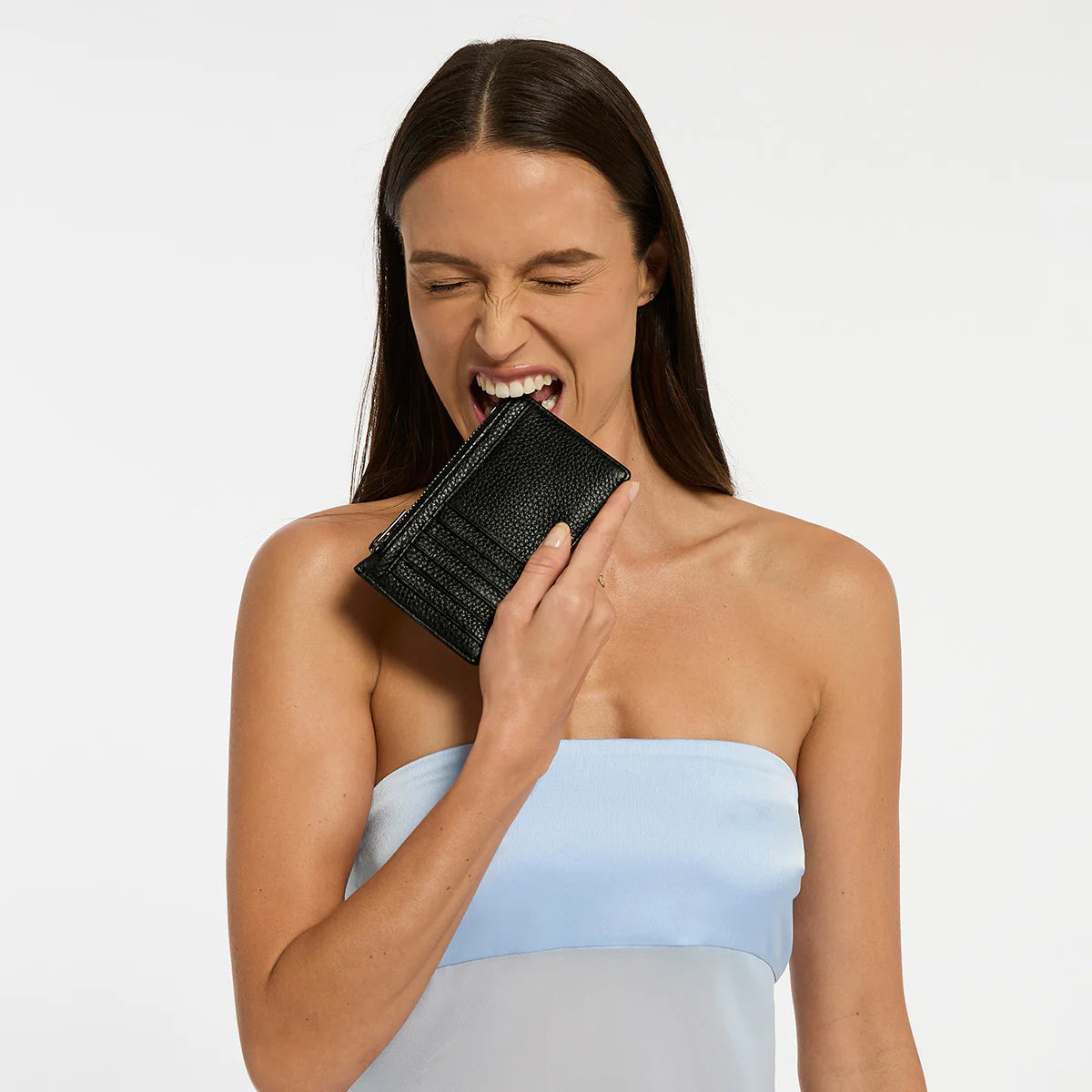 Avoiding Things Wallet | Black