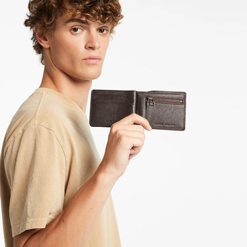 Leonard Wallet