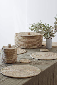 Round Palm Fibre  Placemats | Set of 8 In Basket With Lid