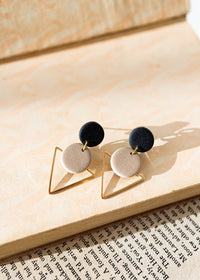 Eliana Dangles