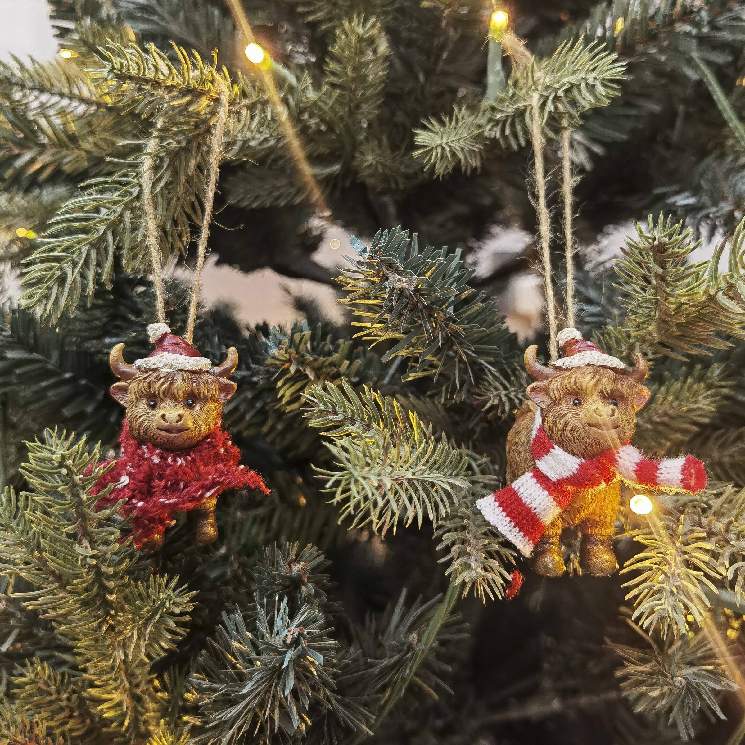 Highland Cow with Scarf Resin Hanging
