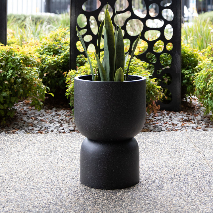 Mink Planter | Black Speckle