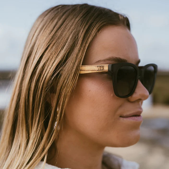 Lila Grace Charcoal Grey Black Gradient Lens l Walnut Arms