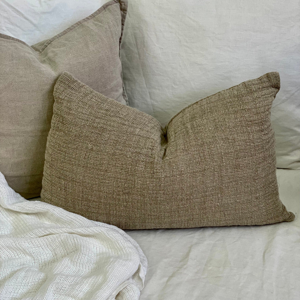 Audrey Heavy Mesh Linen Cushion in Natural | 40x60cm